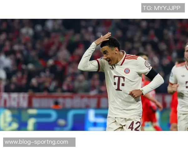 拜仁因球迷在欧冠主场燃放烟花遭欧足联罚款五万欧元 拜仁因球迷在欧冠主场燃放烟花遭欧足联罚款五万欧元